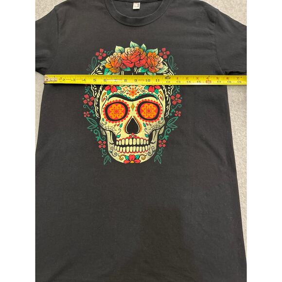 Women’s Sugar Skull Graphic T-Shirt – Size Small – Excellent Condition - Picture 4 of 5